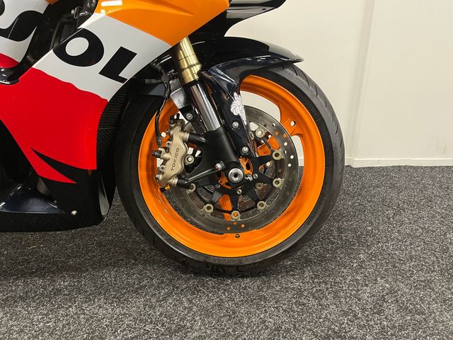 honda - cbr-1000-rr-fireblade