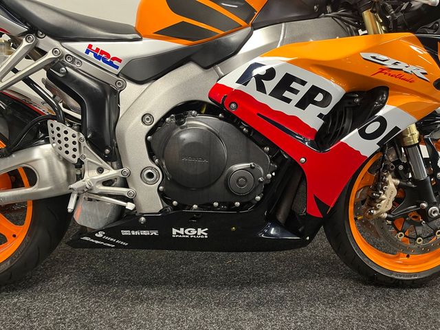 honda - cbr-1000-rr-fireblade