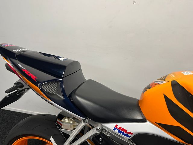 honda - cbr-1000-rr-fireblade