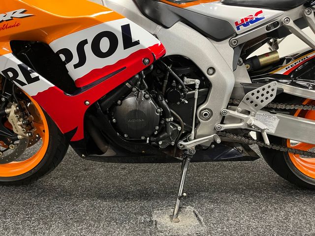 honda - cbr-1000-rr-fireblade