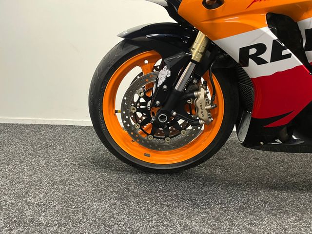 honda - cbr-1000-rr-fireblade