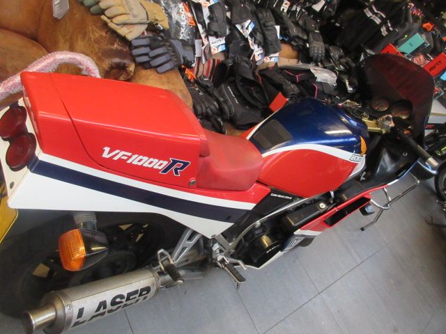 honda - vf-1000-r