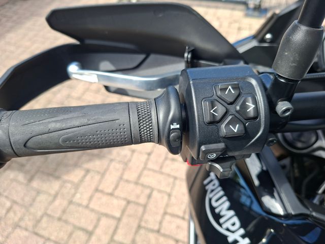 triumph - tiger-sport-660