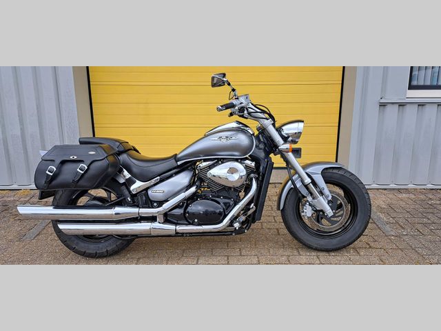 suzuki - intruder-m-800