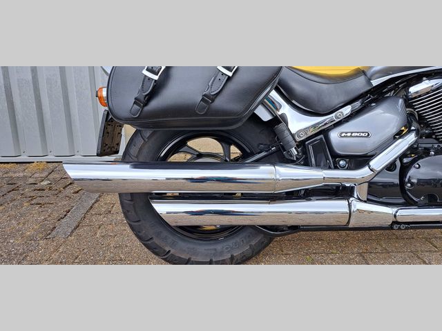 suzuki - intruder-m-800
