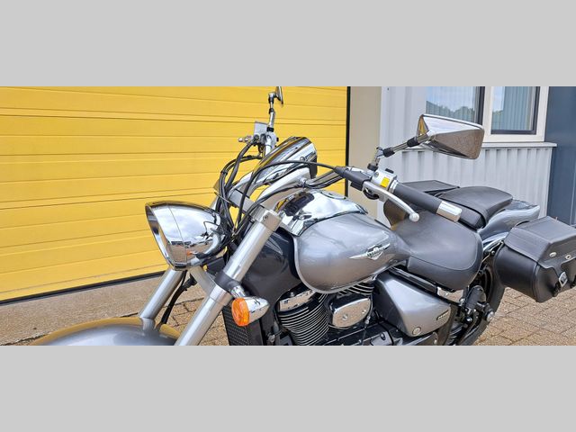 suzuki - intruder-m-800