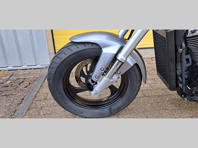 suzuki - intruder-m-800