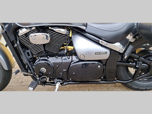 suzuki - intruder-m-800
