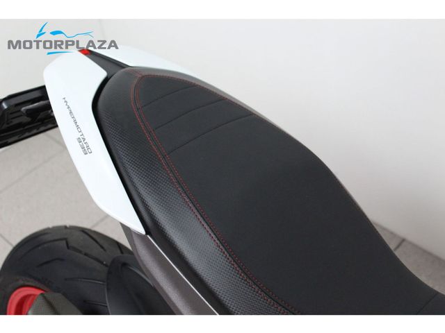 ducati - hypermotard-939