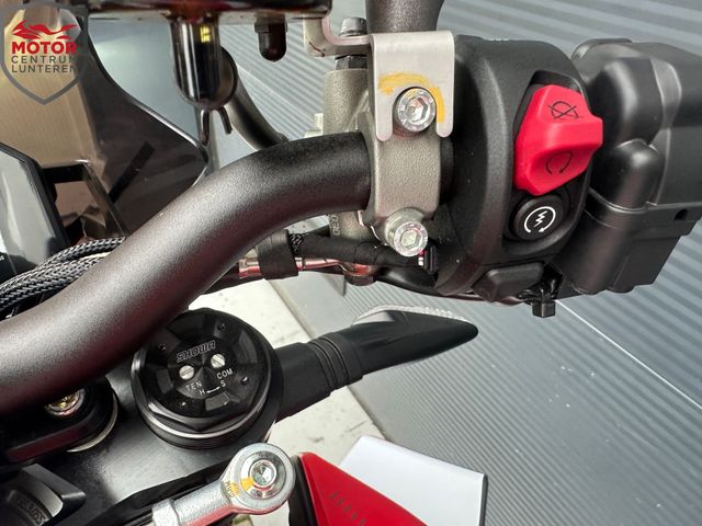 ducati - streetfighter-v4