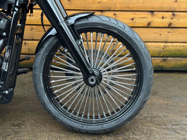 harley-davidson - heritage-softail-classic-114-flhcs
