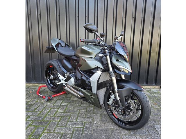 ducati - streetfighter-v2