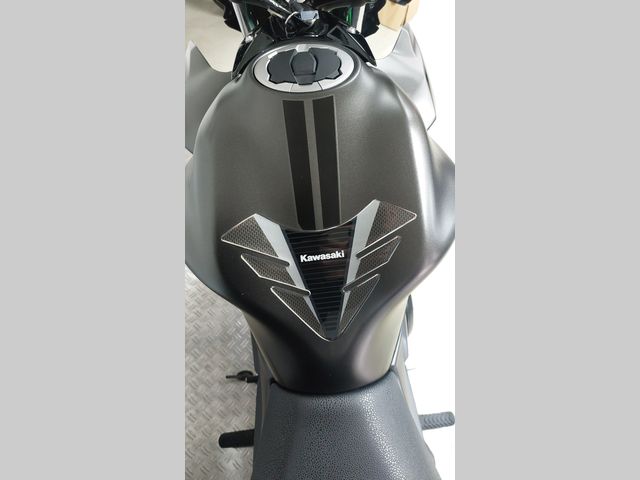 kawasaki - z650-abs