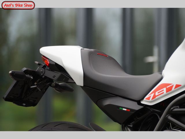 ducati - monster-797