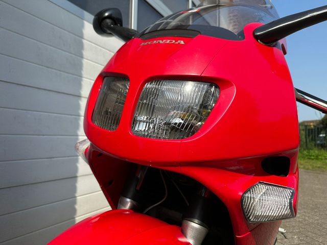 honda - vfr-750-f