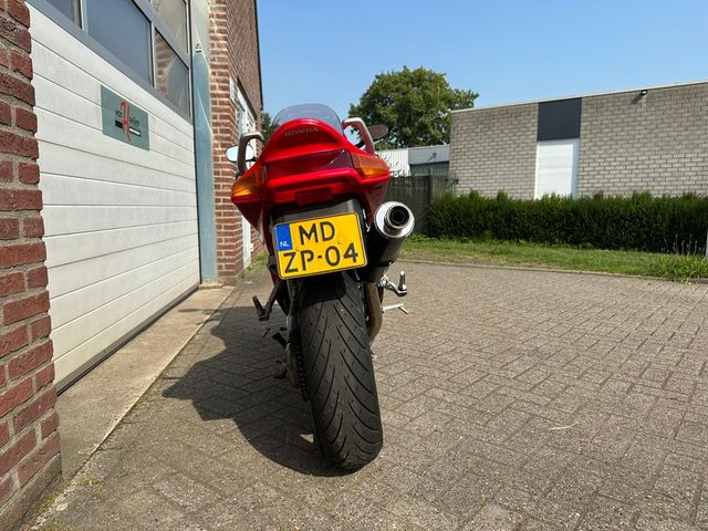 honda - vfr-750-f