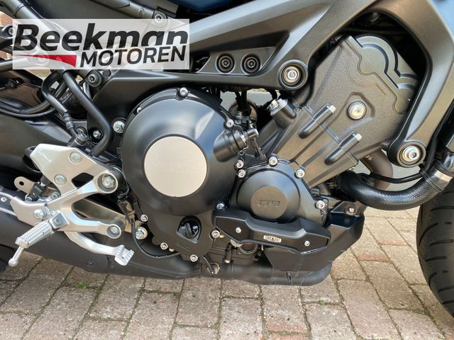 yamaha - xsr-900