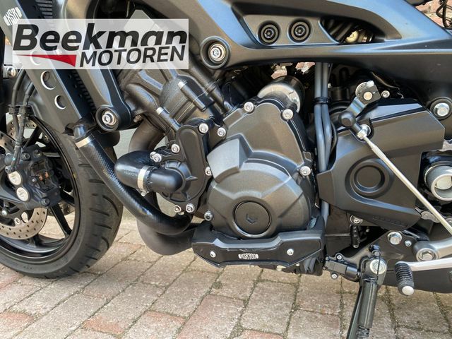yamaha - xsr-900