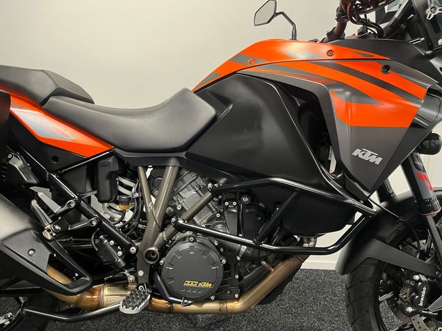 ktm - 1290-super-adventure-s