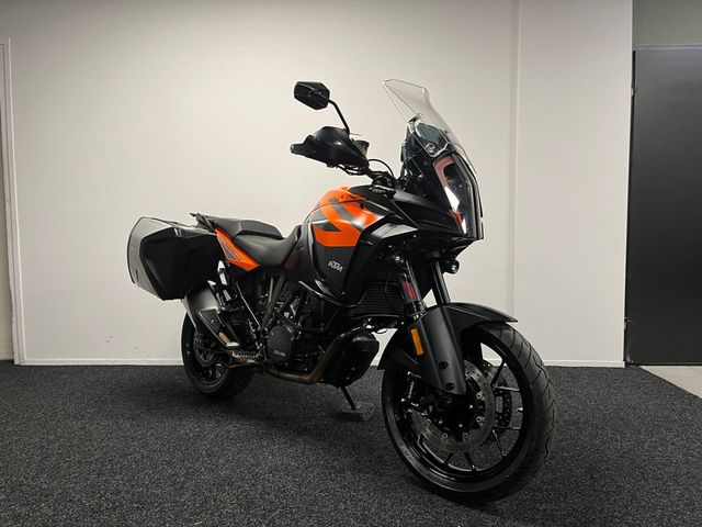 ktm - 1290-super-adventure-s
