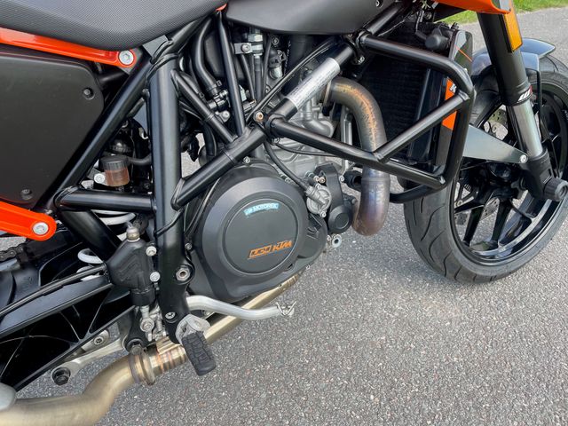 ktm - 690-duke-abs