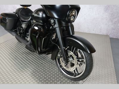 HARLEY-DAVIDSON STREET GLIDE – foto 4