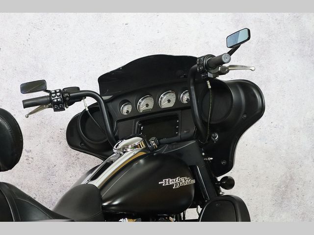 harley-davidson - street-glide