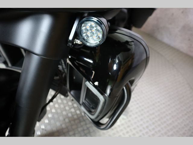 harley-davidson - street-glide