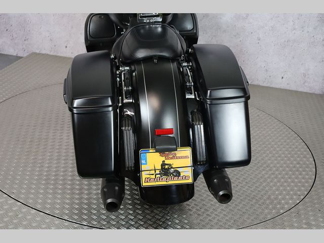 harley-davidson - street-glide