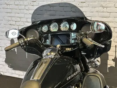 HARLEY-DAVIDSON ELECTRA GLIDE ULTRA LIMITED FLHTK – foto 4