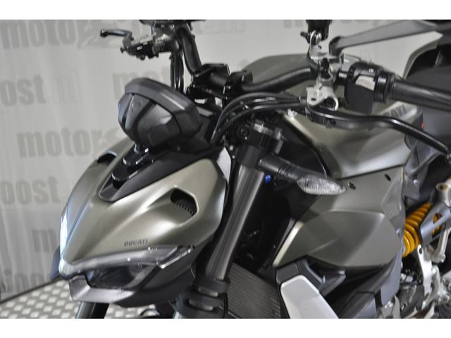 ducati - streetfighter-v2