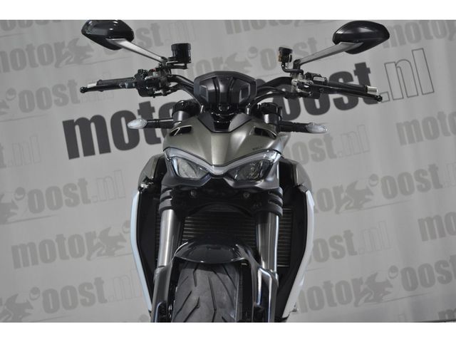 ducati - streetfighter-v2