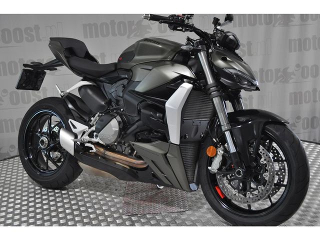 ducati - streetfighter-v2
