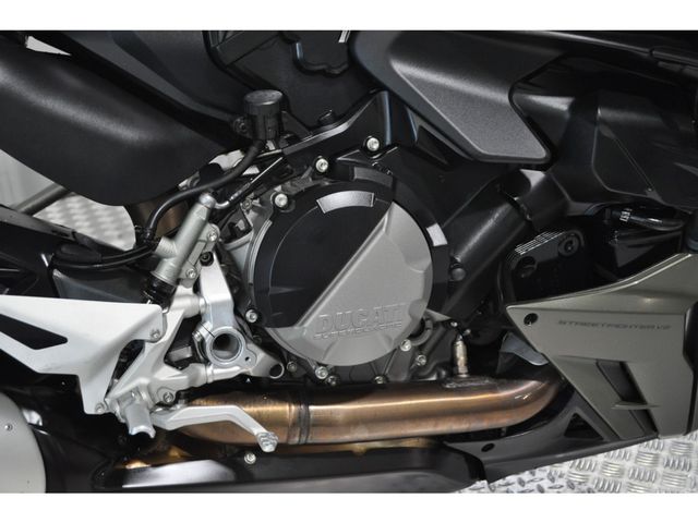 ducati - streetfighter-v2