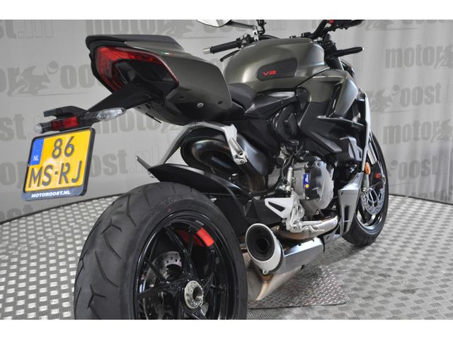 ducati - streetfighter-v2