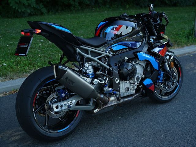 bmw - m-1000-r