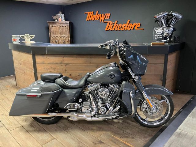 harley-davidson - street-glide-cvo-flhxse