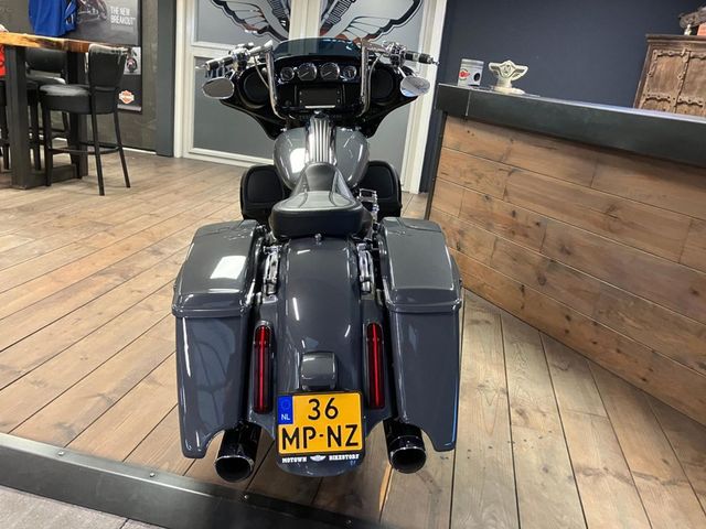 harley-davidson - street-glide-cvo-flhxse