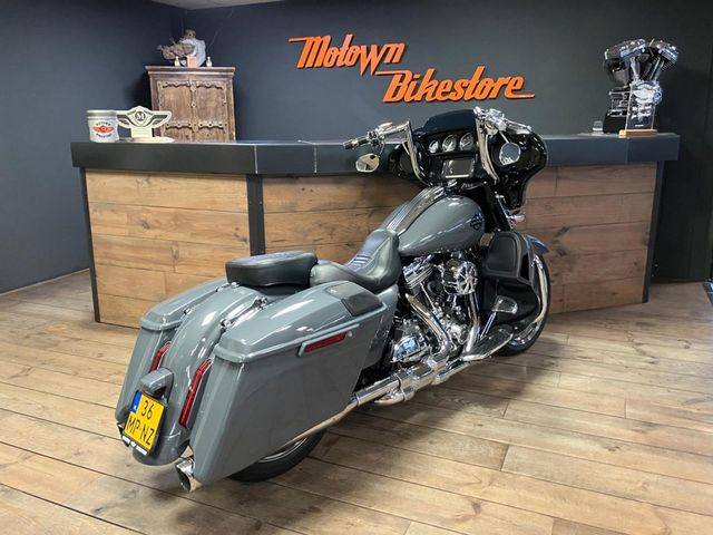 harley-davidson - street-glide-cvo-flhxse