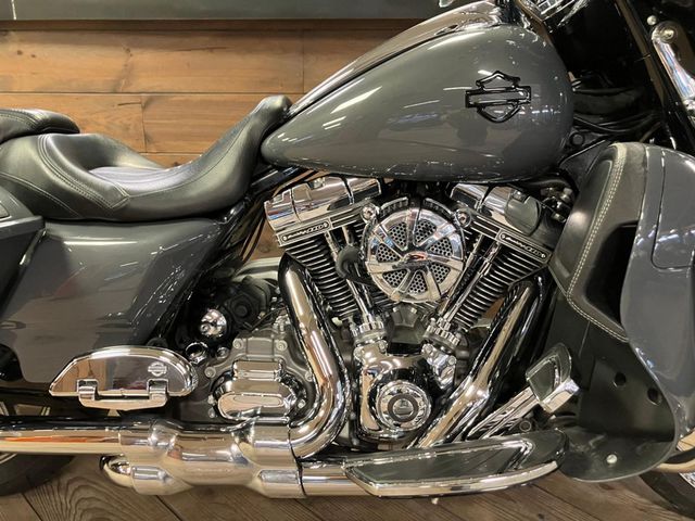 harley-davidson - street-glide-cvo-flhxse