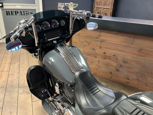 harley-davidson - street-glide-cvo-flhxse