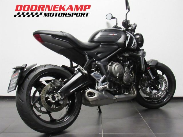 triumph - trident-660