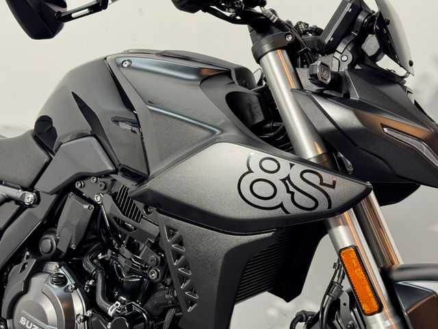 suzuki - gsx-8s