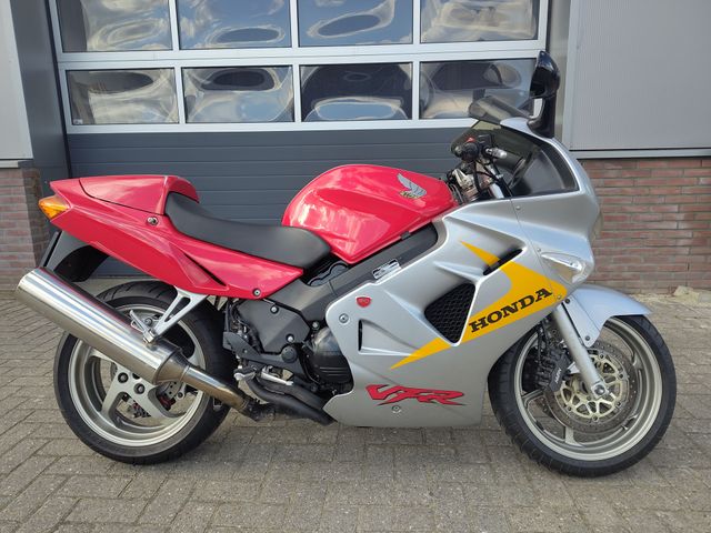 honda - vfr-800-fi