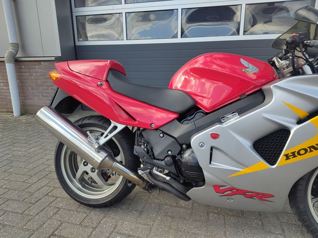 honda - vfr-800-fi