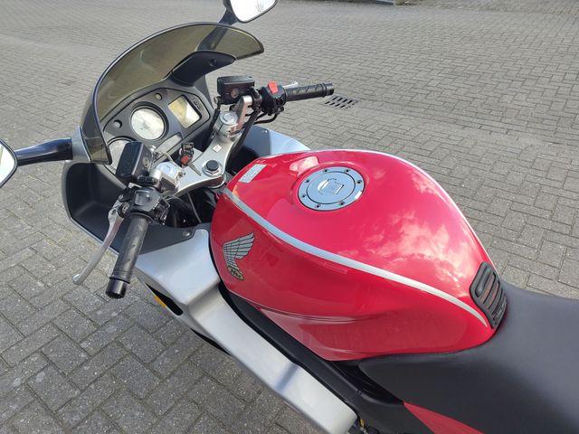 honda - vfr-800-fi
