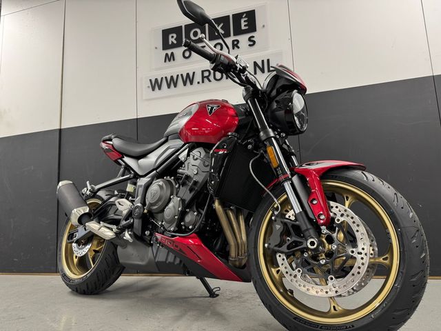 triumph - trident-800