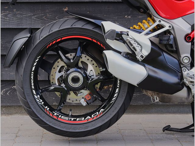 ducati - multistrada-1200-s-touring