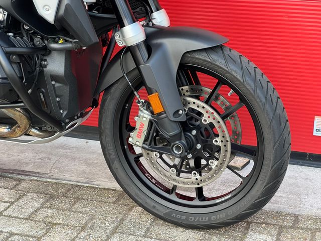 bmw - r-1300-gs-trophy