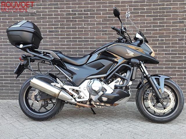 honda - nc-700-x-dct